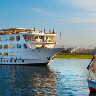Deluxe Nile Cruises